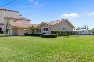 2221 N Kings Cove Point, Crystal River, FL 34429 - Photo 3