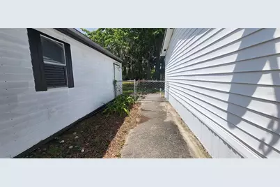 19865 SW 5th Place, Dunnellon, FL 34431 - Photo 13
