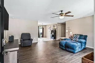 4243 SE 131st Ln, Belleview, FL 34420 - Photo 9