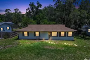 6389 E Holly St, Inverness, FL 34452 - Photo 1