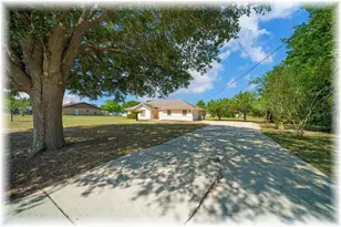 8740 SE 61st Ave, Ocala, FL 34472 - Photo 3