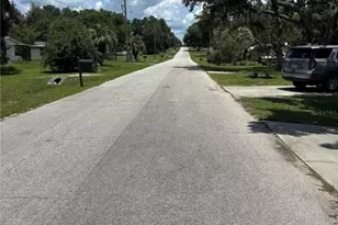 2391 SE 176th Ave, Silver Springs, FL 34488 - Photo 5