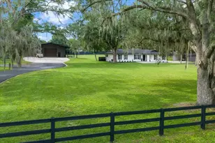 6133 SE 123rd Ln, Belleview, FL 34420 - Photo 3