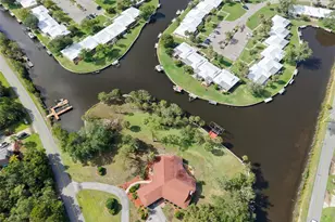 11580 W Dixie Shores Dr, Crystal River, FL 34429 - Photo 1