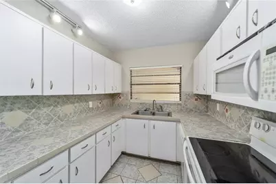 3401 E Fort King Street #202, Ocala, FL 34470 - Photo 11