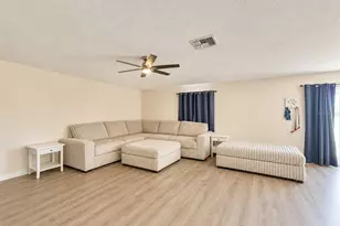 24301 SW 6th Pl, Newberry, FL 32669 - Photo 7