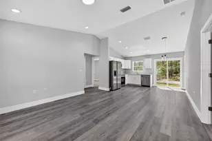 24153 NW Tamarind Ln, Dunnellon, FL 34431 - Photo 5