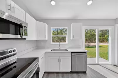 24388 NW Geranium Avenue, Dunnellon, FL 34431 - Photo 11
