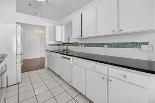 2414 SW 20th Ct, Ocala, FL 34471 - Photo 9