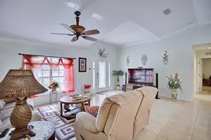 4055 Santa Barbara Dr, Sebring, FL 33875 - Photo 7