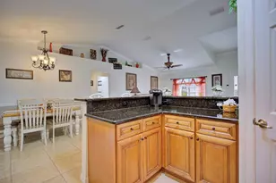 4055 Santa Barbara Dr, Sebring, FL 33875 - Photo 11