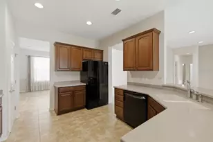 12716 SE 91st Terrace Rd, Summerfield, FL 34491 - Photo 11