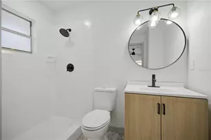 5611 NE 5th Pl, Ocala, FL 34470 - Photo 21