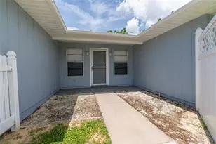 1218 SE 5th Ave, Crystal River, FL 34429 - Photo 9