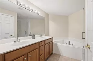 7005 Prosperity Cir, Sarasota, FL 34238 - Photo 23
