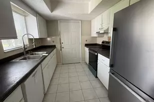 10235 SE 178th Pl, Summerfield, FL 34491 - Photo 3