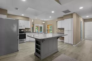 19030 SW 91st Ln, Dunnellon, FL 34432 - Photo 13