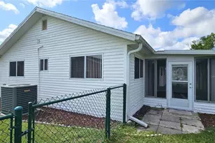 10854 SW 78th Ct, Ocala, FL 34476 - Photo 5