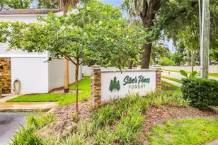 2113 NE 38th Ave, Ocala, FL 34479 - Photo 3