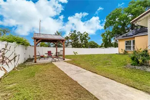 613 Forest Hills Dr, Brandon, FL 33510 - Photo 33