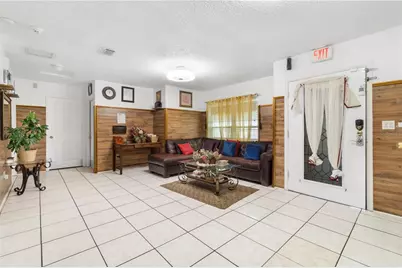613 Forest Hills Drive, Brandon, FL 33510 - Photo 5