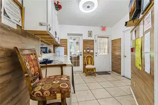 613 Forest Hills Dr, Brandon, FL 33510 - Photo 11