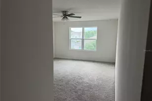 911 Avenal Ln, Davenport, FL 33837 - Photo 9