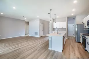 17543 SW 18th Avenue Rd, Ocala, FL 34473 - Photo 5