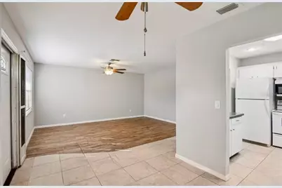 2304 Glenmore Circle #327, Sun City Center, FL 33573 - Photo 9