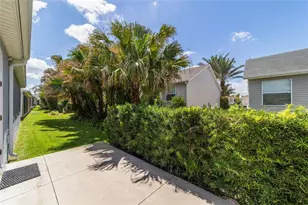 562 Allenwood Loop, The Villages, FL 32162 - Photo 29