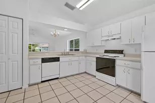 660 W Sunset Strip Dr, Beverly Hills, FL 34465 - Photo 17
