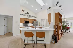 37 W Oak Branch Ct, Beverly Hills, FL 34465 - Photo 11