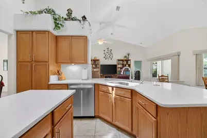 37 W Oak Branch Court, Beverly Hills, FL 34465 - Photo 13