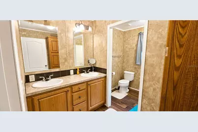11005 SE 165th Terrace Road, Ocklawaha, FL 32179 - Photo 15