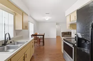 906 Oak St, Inverness, FL 34452 - Photo 7