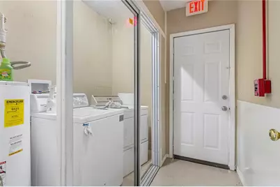 1029 Pine Ridge Circle, Brandon, FL 33511 - Photo 23