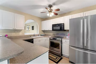 1029 Pine Ridge Circle, Brandon, FL 33511 - Photo 9