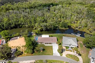 2160 N Watersedge Dr, Crystal River, FL 34429 - Photo 3