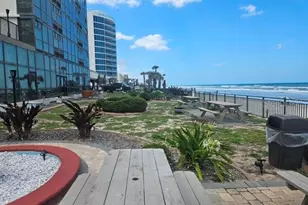 1909 S Atlantic Ave, Daytona Beach, FL 32118 - Photo 9