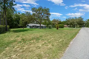 1694 W Pearson St, Hernando, FL 34442 - Photo 3