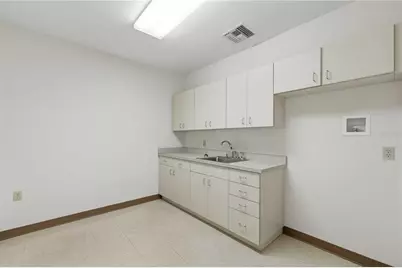 4370 NE 35th Street #2, Ocala, FL 34479 - Photo 5