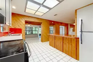 8980 E Devils Neck Rd, Floral City, FL 34436 - Photo 13