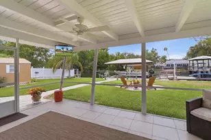 1302 SE Paradise Ave, Crystal River, FL 34429 - Photo 31