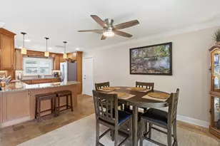 1302 SE Paradise Ave, Crystal River, FL 34429 - Photo 13
