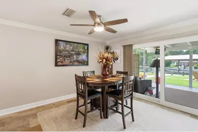 1302 SE Paradise Avenue, Crystal River, FL 34429 - Photo 11