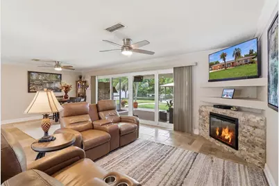 1302 SE Paradise Avenue, Crystal River, FL 34429 - Photo 7