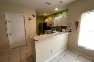 3047 27th Ct E, Palmetto, FL 34221 - Photo 7