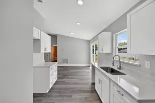 15664 SW 28th Ln, Ocala, FL 34481 - Photo 13