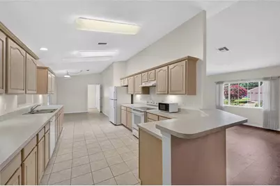 11268 SW 139th Place, Dunnellon, FL 34432 - Photo 5