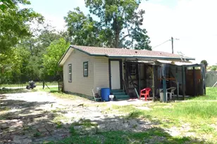 306 Florida Dr, Palatka, FL 32177 - Photo 3